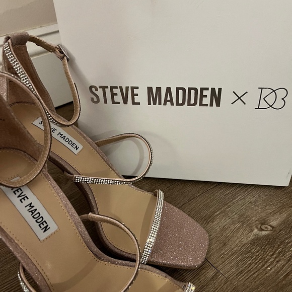 Stappy Heels - Picture 1 of 6